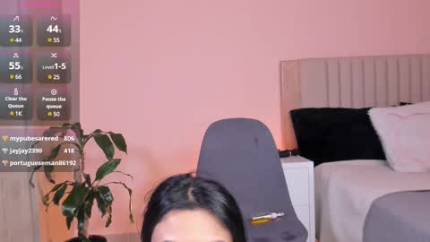 Snapshot of anahenao chatting on 03/04/25, 02:17 Ana Henao or Annie... Follow me ahenaocb Insta  X online show from 03/04/25, 02:17
