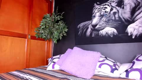 Anahi online show from 02/05/25, 05:52