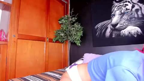 Anahi online show from 02/15/25, 07:06