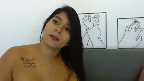 Snapshot of anahi__s chatting on 03/08/25, 12:00 ANAH online show from 03/08/25, 12:00