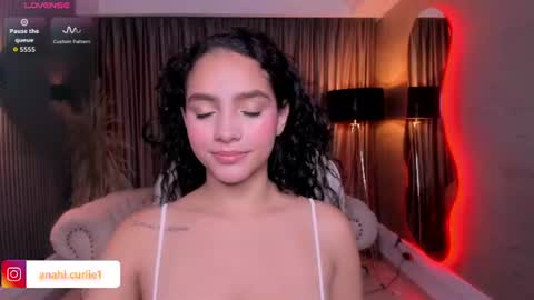 Snapshot of anahi_curlie1 chatting on 06/16/26, 11:24 Anahi Curlie online show from 06/16/26, 11:24