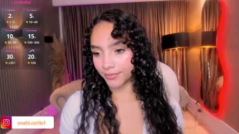 Snapshot of anahi_curlie1 chatting on 06/24/26, 11:31 Anahi Curlie online show from 06/24/26, 11:31