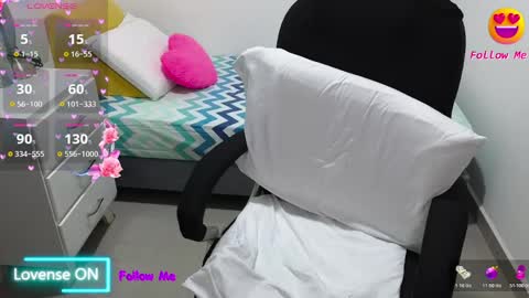 Snapshot of anahi_moore chatting on 04/21/26, 02:51 Anahi Private is Open belly bigboobs bbw pantyhose squirt -domi nora fullmachine gravity dildo lovense online show from 04/21/26, 02:51
