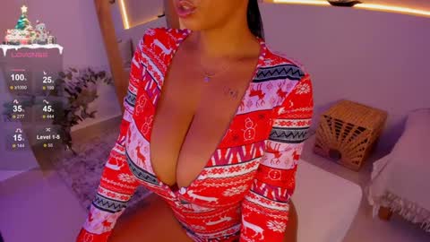 Ana online show from 12/21/24, 03:09