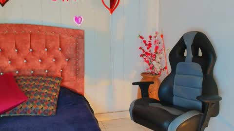 Anahi online show from 02/18/25, 12:28