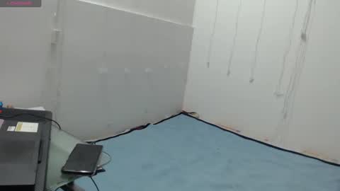 Snapshot of anahibrowns95 chatting on 03/04/25, 10:16 Anahi Browns online show from 03/04/25, 10:16