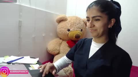 Snapshot of anahibrowns95 chatting on 10/10/25, 09:25 Anahi Browns online show from 10/10/25, 09:25