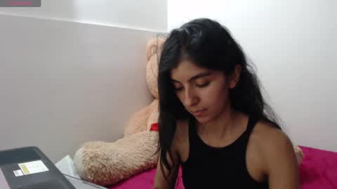 Anahi Browns online show from 06/30/26, 10:00