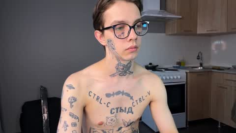 Snapshot of anahori_simon chatting on 12/14/24, 09:07 simon online show from 12/14/24, 09:07