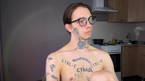 Snapshot of anahori_simon chatting on 12/23/24, 07:17 simon online show from 12/23/24, 07:17