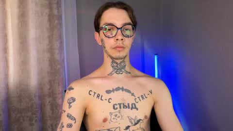 Snapshot of anahori_simon chatting on 01/05/25, 08:22 simon online show from 01/05/25, 08:22