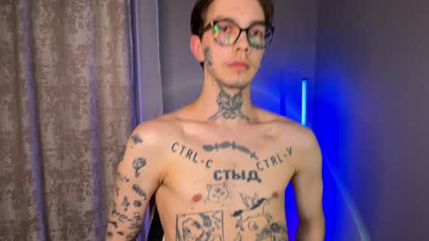 Snapshot of anahori_simon chatting on 01/06/25, 07:24 simon online show from 01/06/25, 07:24