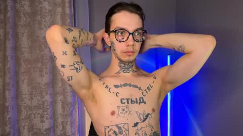 Snapshot of anahori_simon chatting on 01/07/25, 04:18 simon online show from 01/07/25, 04:18