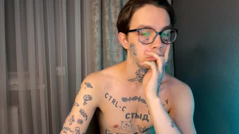 Snapshot of anahori_simon chatting on 02/07/25, 09:37 simon online show from 02/07/25, 09:37