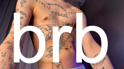 Snapshot of anahori_simon chatting on 02/21/25, 01:11 simon online show from 02/21/25, 01:11