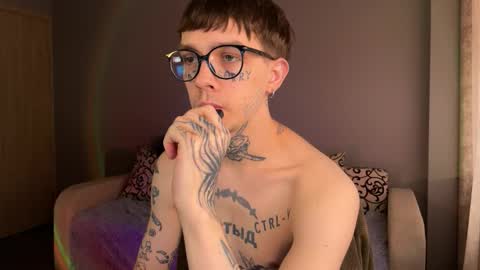 Snapshot of anahori_simon chatting on 09/10/25, 12:16 simon online show from 09/10/25, 12:16