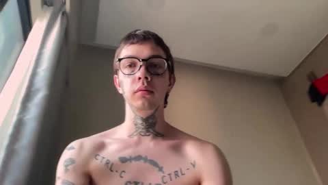 Snapshot of anahori_simon chatting on 02/16/26, 12:07 simon online show from 02/16/26, 12:07