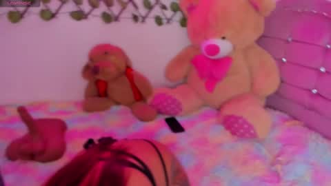 Snapshot of anais_as chatting on 02/23/25, 01:02 Anais online show from 02/23/25, 01:02