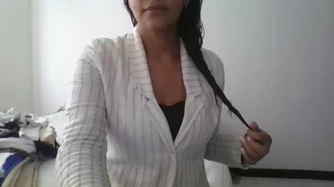 Snapshot of anaju_256 chatting on 04/27/26, 07:23 ANA online show from 04/27/26, 07:23