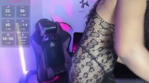      help me to get 100 thumps up  online show from 09/28/25, 11:43