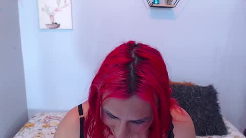 Snapshot of analia_01 chatting on 02/28/25, 04:20 Analia online show from 02/28/25, 04:20