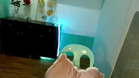 Thena online show from 09/30/25, 10:15