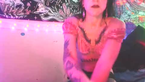 Snapshot of analove_666 chatting on 04/14/26, 10:10 AnaLove online show from 04/14/26, 10:10