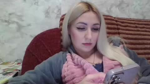 analqueen2024 online show from 12/03/24, 11:11