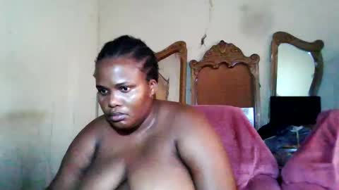 Snapshot of analslut1987 chatting on 02/17/25, 03:09 analslut1987 online show from 02/17/25, 03:09