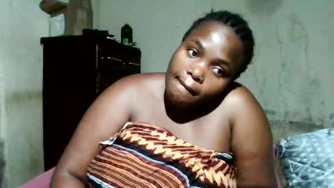 Snapshot of analslut1987 chatting on 09/28/25, 01:00 analslut1987 online show from 09/28/25, 01:00