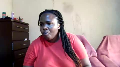 Snapshot of analslut1987 chatting on 10/19/25, 04:24 analslut1987 online show from 10/19/25, 04:24