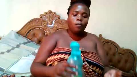 Snapshot of analslut1987 chatting on 10/24/25, 08:11 analslut1987 online show from 10/24/25, 08:11