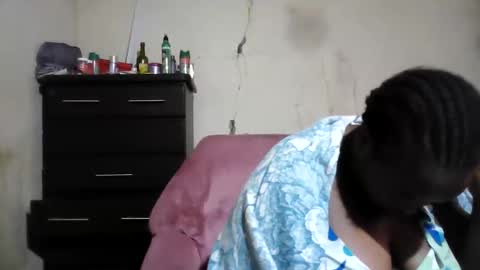 Snapshot of analslut1987 chatting on 03/13/26, 05:03 analslut1987 online show from 03/13/26, 05:03