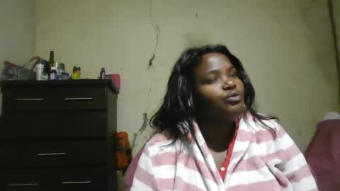 Snapshot of analslut1987 chatting on 07/05/26, 04:19 analslut1987 online show from 07/05/26, 04:19