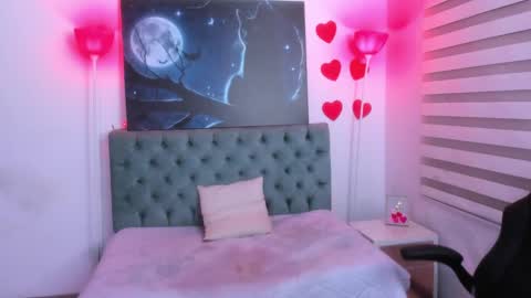  Ana Maria  online show from 02/25/25, 05:19