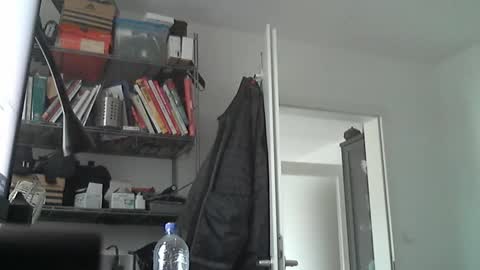 Andi online show from 09/25/25, 08:51