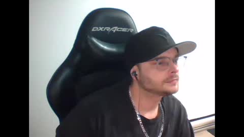 Snapshot of anarchyy1994 chatting on 03/17/26, 11:13 anarchyy1994 online show from 03/17/26, 11:13