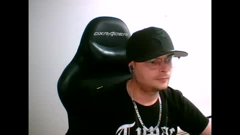 Snapshot of anarchyy1994 chatting on 04/12/26, 08:41 anarchyy1994 online show from 04/12/26, 08:41