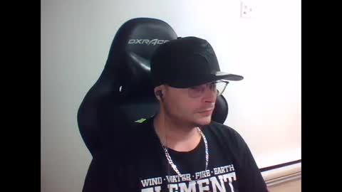 Snapshot of anarchyy1994 chatting on 04/14/26, 10:32 anarchyy1994 online show from 04/14/26, 10:32