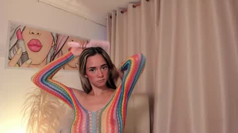 Snapshot of anaskinny chatting on 11/20/25, 07:46 Ana online show from 11/20/25, 07:46