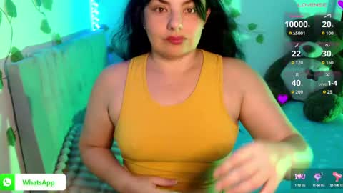 Snapshot of anaspark chatting on 09/14/25, 12:15 Ana online show from 09/14/25, 12:15