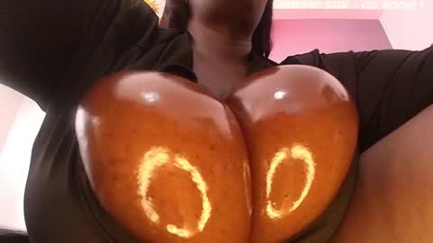 ana  online show from 12/22/25, 12:13