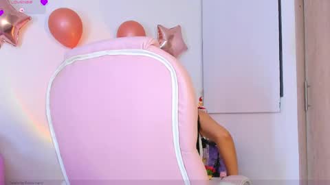 Snapshot of anastaciablake chatting on 04/21/26, 10:32 Anastacia online show from 04/21/26, 10:32