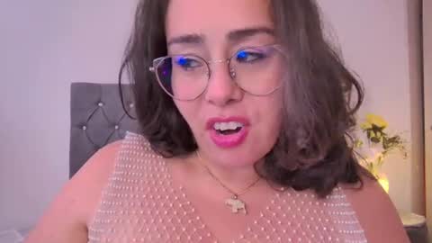 Snapshot of anastaciabluesmilf chatting on 06/27/26, 05:34 Anastacia online show from 06/27/26, 05:34