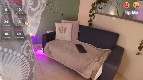 Snapshot of anastacya_ chatting on 10/24/25, 12:45 Anastacia online show from 10/24/25, 12:45