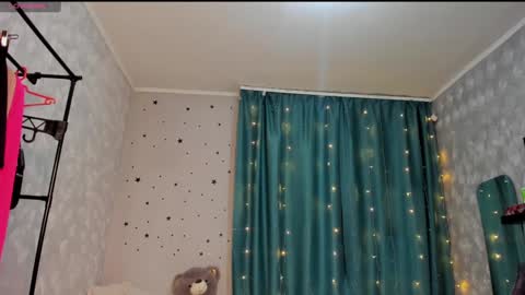 anna online show from 12/31/24, 12:11