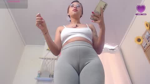 Snapshot of anastasia_gray12 chatting on 12/07/24, 12:13 anastasia online show from 12/07/24, 12:13