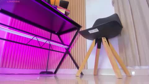 Snapshot of anastasia_snape chatting on 03/19/26, 03:27 anastasia_snape online show from 03/19/26, 03:27