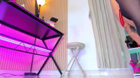 Snapshot of anastasia_snape chatting on 03/26/26, 01:22 anastasia_snape online show from 03/26/26, 01:22