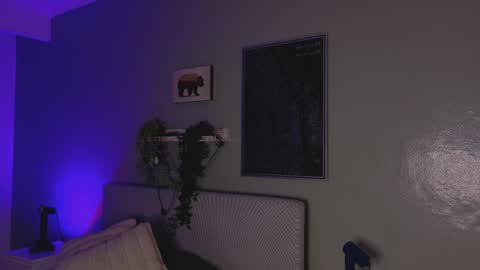 Kendra  online show from 03/31/26, 10:04